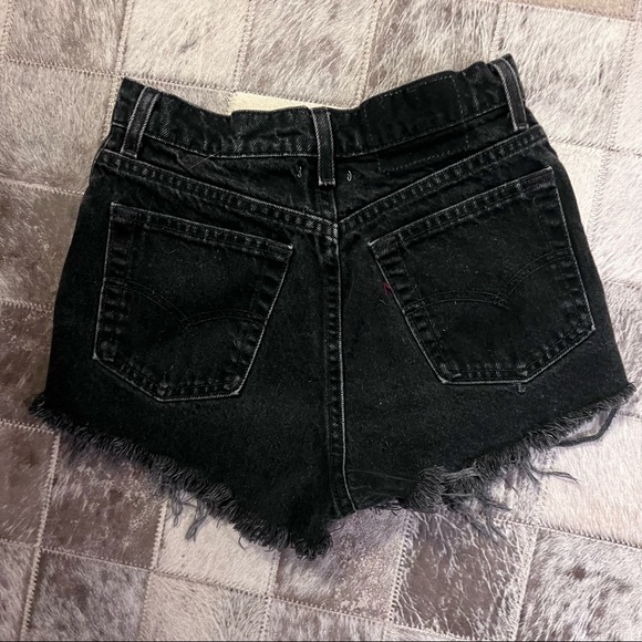 Vintage Levi’s Booty High Waist Ripped Torn Pockets Sz 9 - Picture 2 of 6